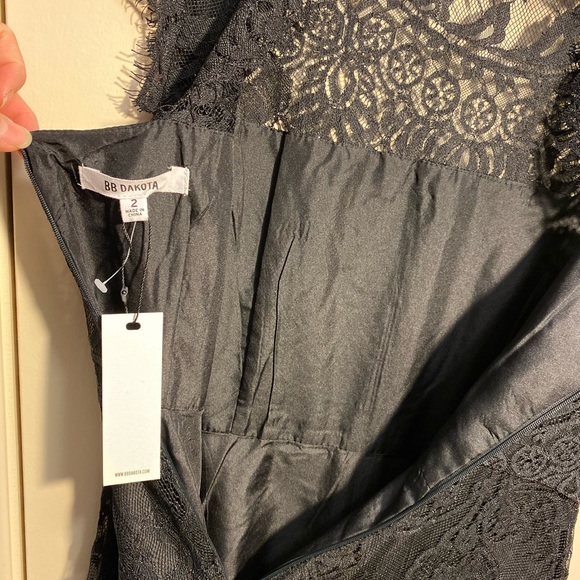 BB Dakota Jayce Lace Sheath Cocktail Dress size 2 - Picture 5 of 8